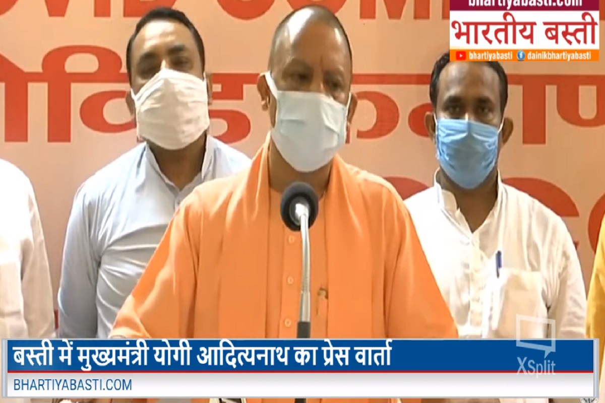अपनी कही पर पत्रकारों की सुने बिना ही चले गए सीएम योगी आदित्यनाथ, बोले- कोरोना के खिलाफ आमजन को करना होगा जागरूक