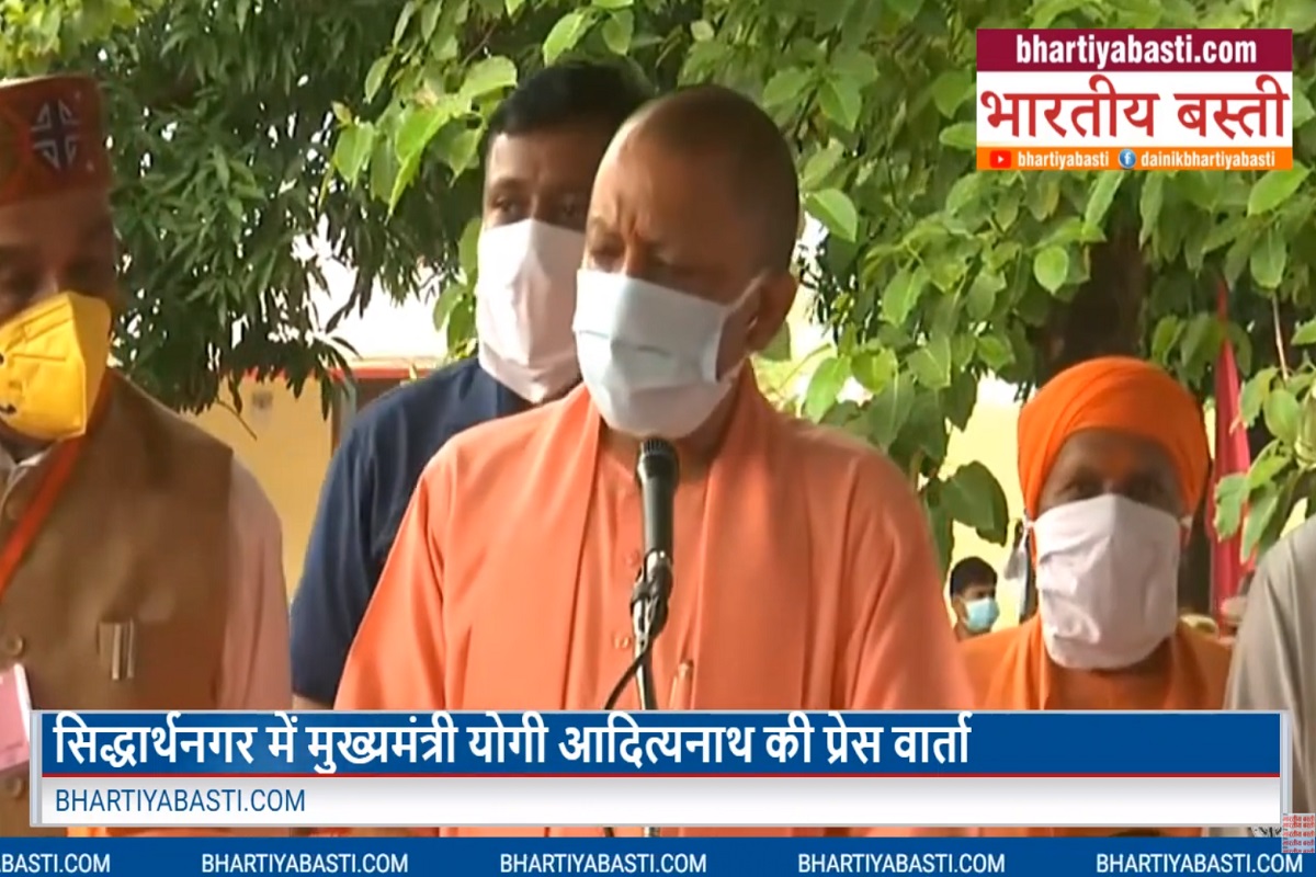 Cm Yogi Adityanath in Siddharthnagar : सिद्धार्थनगर में सीएम योगी आदित्यनाथ का ऐलान- 1 जून से जिले में शुरू होगा 18+ वैक्सीनेशन