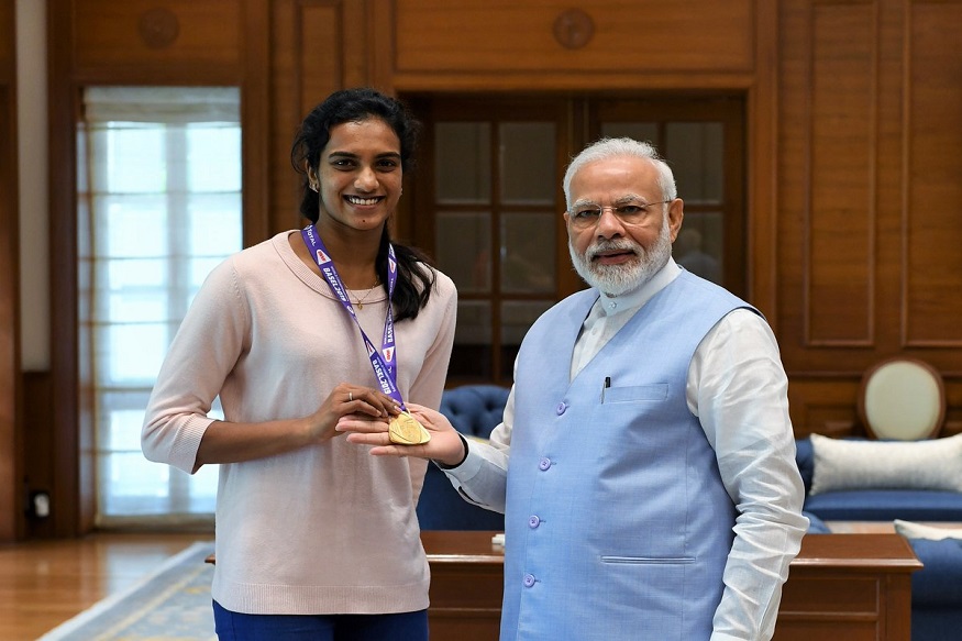 BWF World Championship विजेता PV Sindhu से पीएम नरेंद्र मोदी ने की मुलाकात