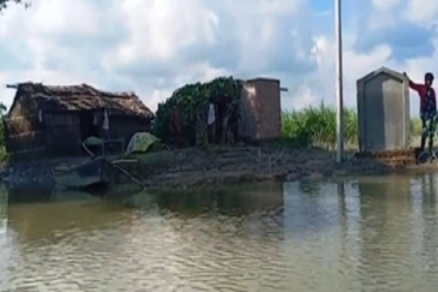 कलेक्ट्रेट सिद्धार्थनगर में बाढ़ कन्ट्रोल रूम की स्थापना