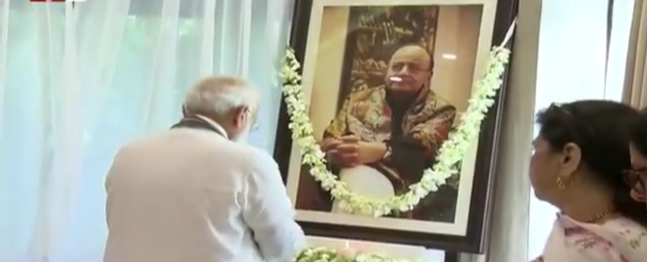 अरुण जेटली के परिजनों से प्रधानमंत्री ने की मुलाकात