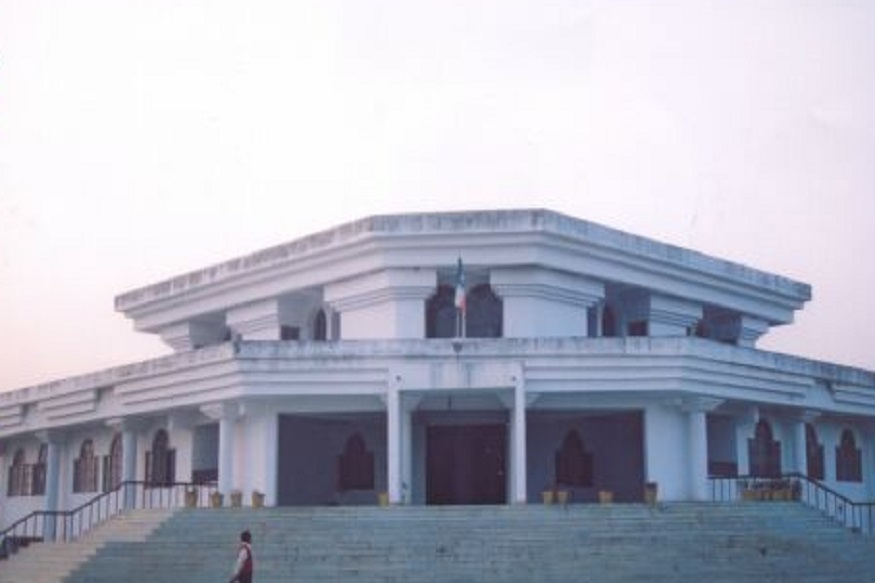 Siddhartha Nagar News: सिद्धार्थनगर में 2 दिन चलेगी मोबाइल लोक अदालत वैन, ऐसे उठाएं लाभ