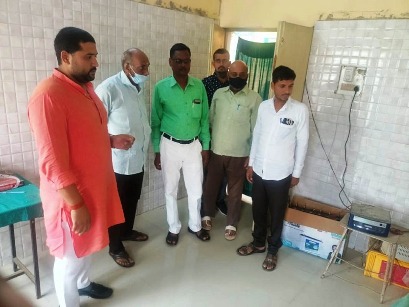 प्राथमिक स्वास्थ्य केन्द्र आमा टिनिच को गोद लिया भाजपा नेता दुष्यंत ने