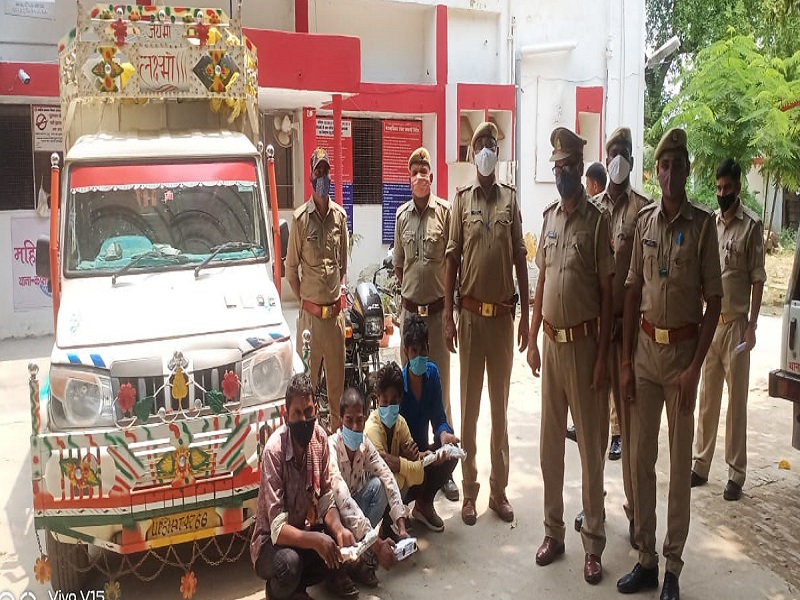 बस्ती में चोरों का एनकाउंटर, पुलिस पर झोंकी फायर; चार आरोपी गिरफ्तार