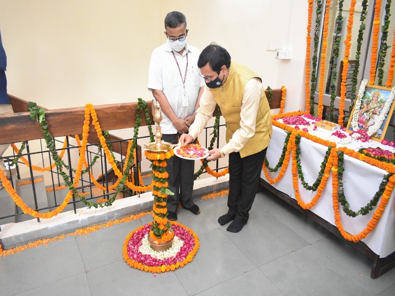 व्यक्ति नहीं, एक विचार हैं पं. युगल किशोर शुक्ल : प्रो. संजय द्विवेदी