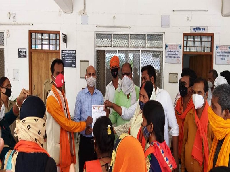 शिव सेना ने किया सरकारी अस्पतालों में ओपीडी सेवा शुरू करने की मांग