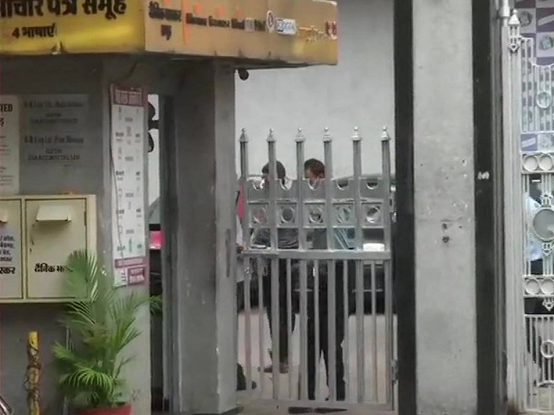 'छापने' पर 'छापे' से नहीं लग सकती है पाबंदी, सवालों के जवाब दे सरकार