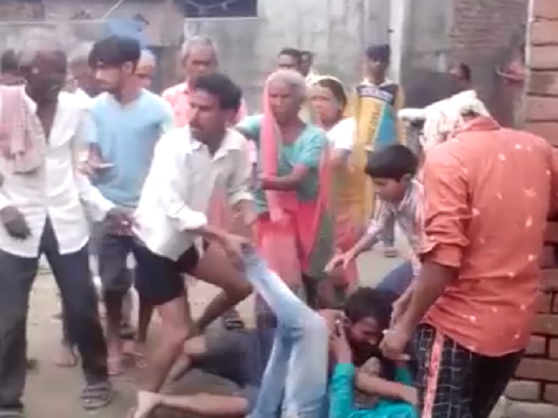 Siddharthnagar News: कोइरीडीहा गांव में चुनावी रंजिश के चलते महिलाओं-बच्चों के बेरहमी से पीटा