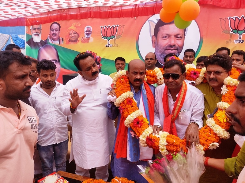 वित्त राज्य मंत्री से विधायक संजय ने किया क्षेत्र में डाक, बैंकिंग सेवाओं के विस्तार की मांग
