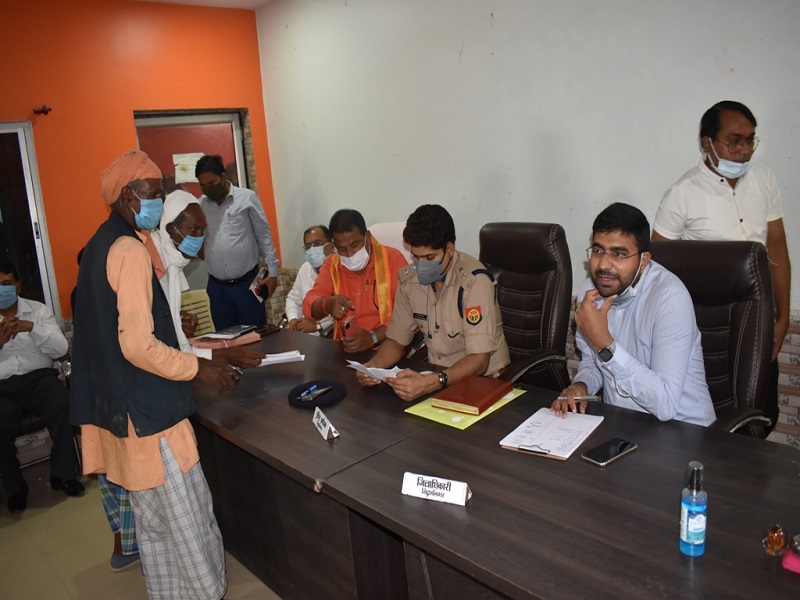 Siddharthanagar News: तहसील दिवस पर 52 मामले, 2 का मौके पर निस्तारण