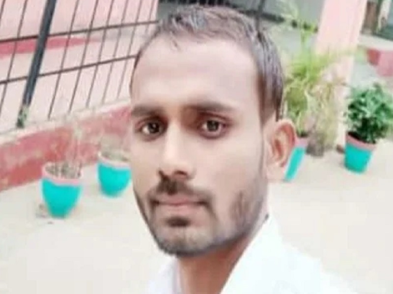 बस्ती में ट्रेन की चपेट में आने से युवक की मौत, शरीर के हुए दो टुकड़े