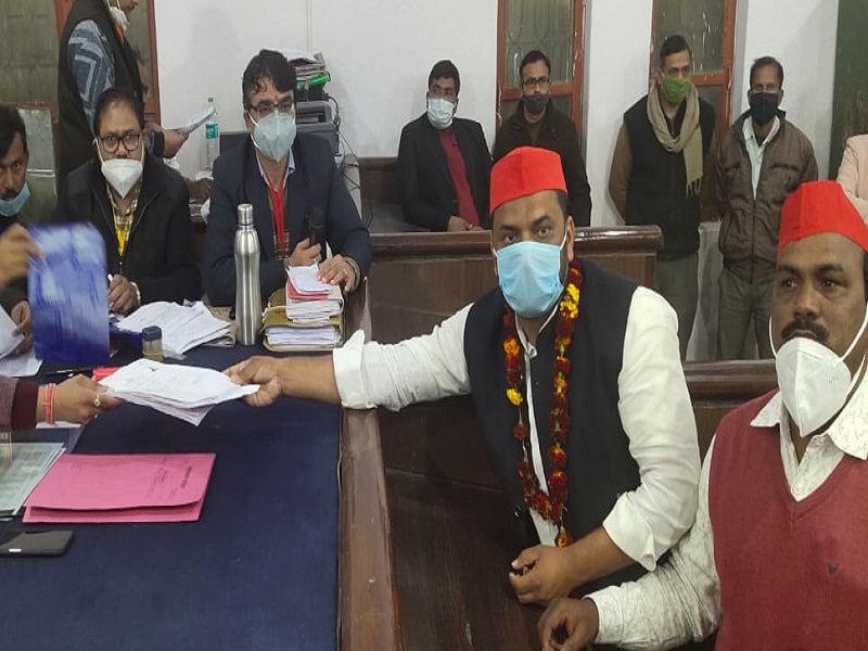 Ayodhya Election news 2022: अंतिम समय में सपा के बीकापुर से फिरोज खान गब्बर और रुदौली से आनंद सेन यादव ने जीती बाजी