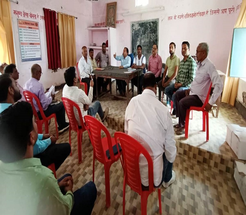 Basti News: शिक्षक संकुल और एआरपी निष्ठा से करें दायित्वों का निर्वहन