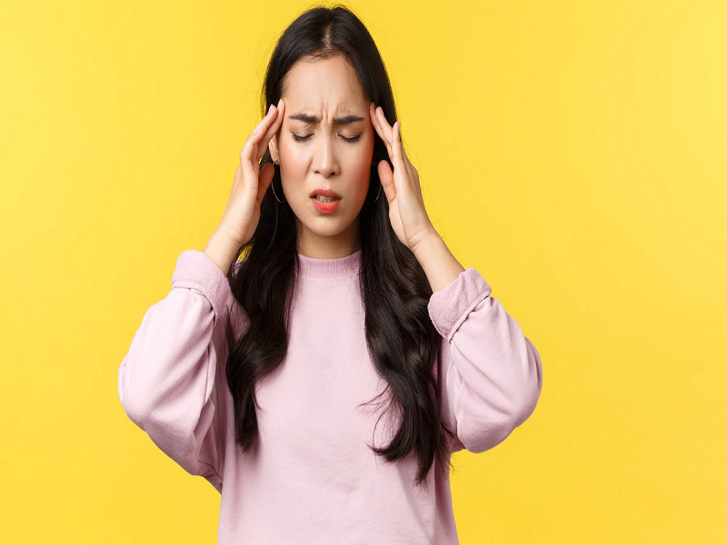 महिलाओं को चक्कर आने के पीछे हो सकते है ये 10 कारण, जानें और बरतें सावधानी