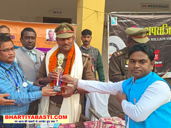 Basti News: यातायात नियमों का पालन कर जिम्मेदार नागरिक बने छात्र - कामेश्वर सिंह