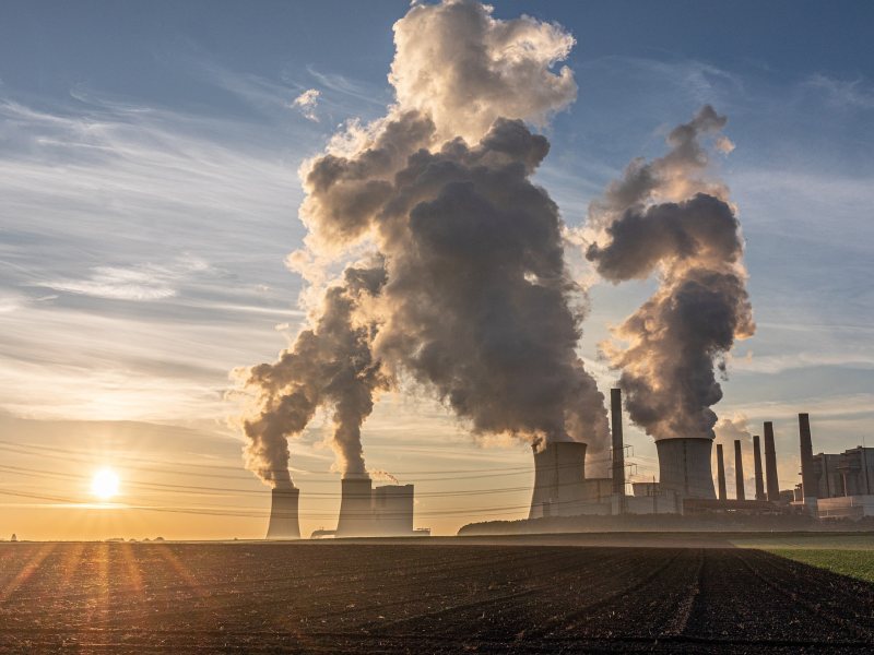 Earth Day 2023: कार्बन उत्सर्जन में गांव भी पीछे नहीं