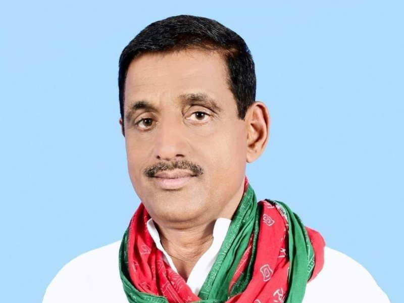 Kaptanganj Nagar Panchayat Election 2023: कप्तानगंज में नहीं चली इंजनीयरिंग, सपा ने सारे दांव किए फेल, जानें कितने मतों से हारी बीजेपी
