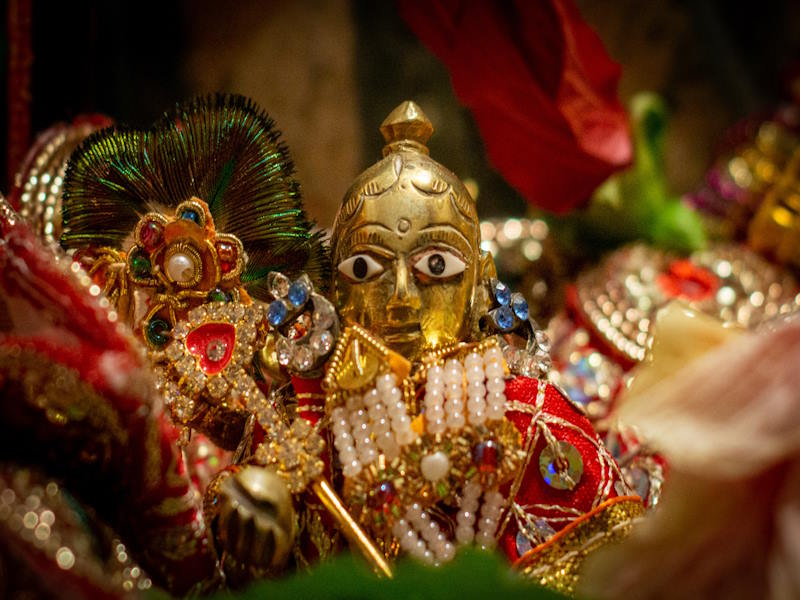 Happy Janmashtami 2023: कृष्ण जन्माष्टमी पर अपनों को भेजे ये Msgs, फोटो और कोट्स, यूं करें विश