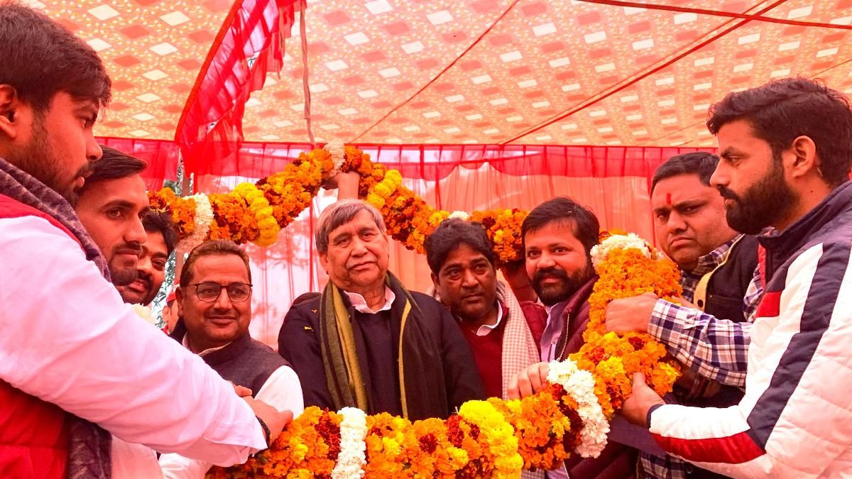 Lok Sabha Election 2024 के लिए राम प्रसाद चौधरी ने बीजेपी पर बोला बड़ा हमला, PDA पंचायत में उठाए सवाल