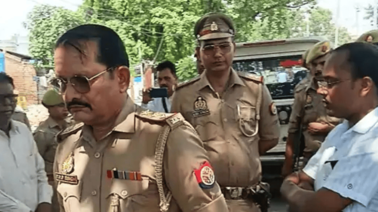 बस्ती में करोड़ों की जमीन पर विवाद, पुलिस की हुई तैनाती