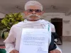 Basti News: डीएम को शपथ पत्र देकर किया ग्राम पंचायत मेहड़ा के विकास कार्यो के जांच की मांग